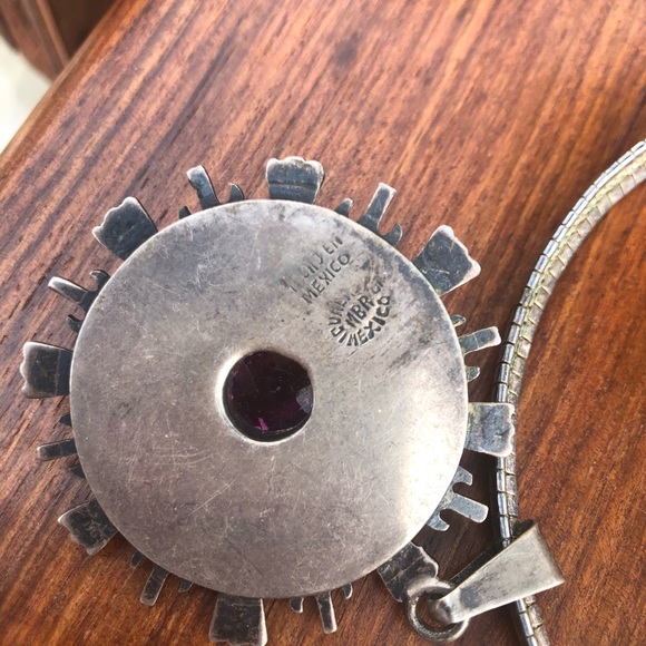 Vintage Mexican Sterling Silver Pendant - Picture 4 of 4